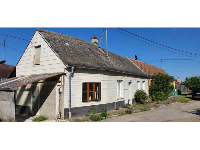 Immobilie in Zistersdorf - Landhaus mit kleinem für Handwerker! - Bild 0