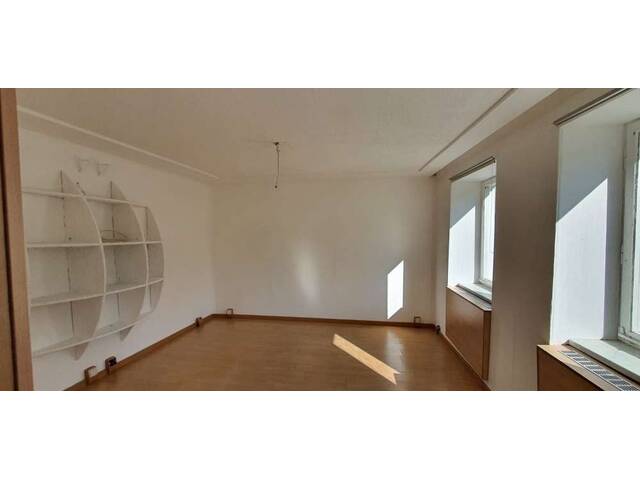 Immobilie in Zistersdorf - Landhaus mit kleinem für Handwerker! - Bild 2