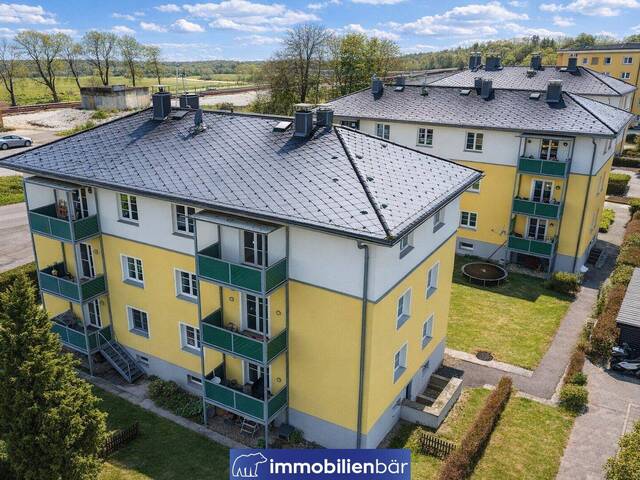 Immobilie in Ried im Innkreis - Perfekte Wohnung für FAMILIE oder WG Vermietung - 4,5 Zimmer aufgeteilt auf 2 Ebenen und 2 Balkone - Bild 4