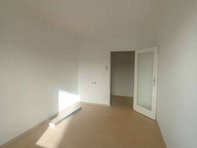 Immobilie in Pottenstein - Charmante EG-Wohnung in Pottenstein: 3 Zimmer, Balkon & Stellplatz - Bild 3