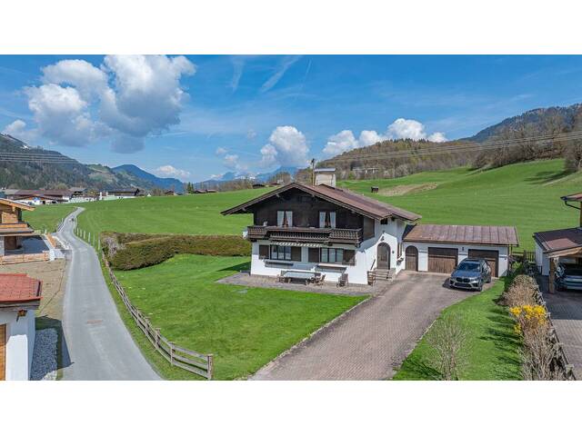 Immobilie in Aurach bei Kitzbühel - Landhaus in sonniger & idyllischer Toplage - Bild 1