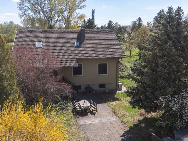 Immobilie in Wienerherberg - Großzügiges Grundstück (1.845 m²) mit Bestandshaus | Ruhe, Grünlage & Entwicklungspotenzial - Bild 2