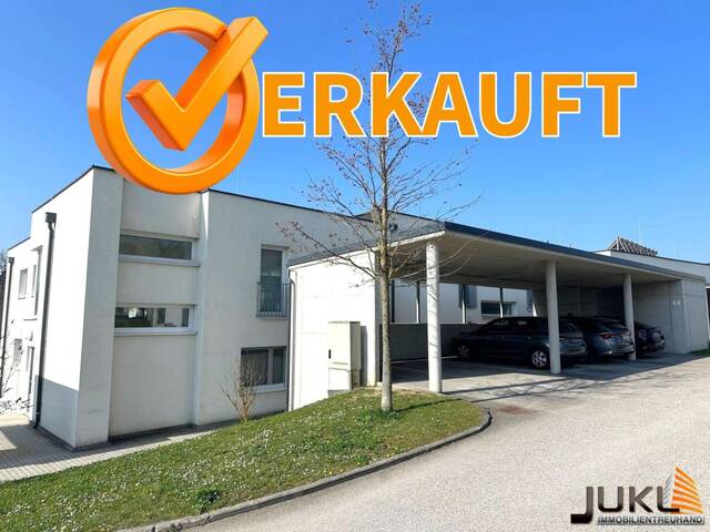 Immobilie in Lichtenberg - LICHTENBERG: EIGENTUMSWOHNUNG mit ca. 73,7 m² Wohnfläche, ca. 17,02 m² Terrasse und einem überdachten PKW-Abstellplatz - Bild 0