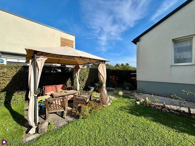 Immobilie in Leobendorf - Ein Ort zum Aufatmen – Ihr Zuhause mit Garten und Herz! Superädifikat/ Pachtgrund - Bild 2