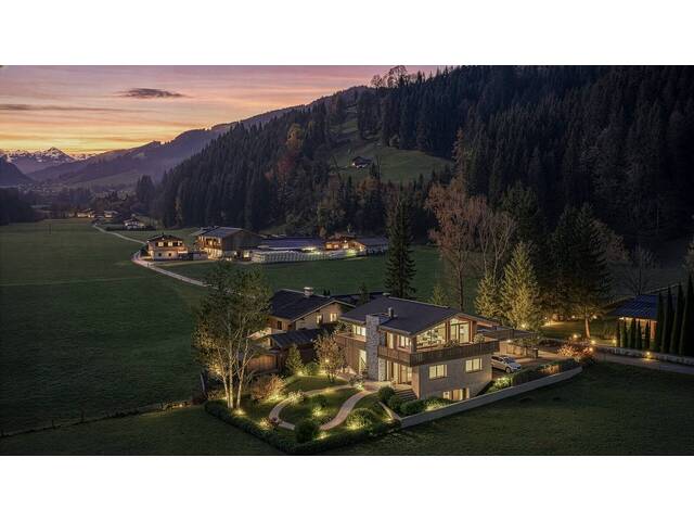 Immobilie in Aurach bei Kitzbühel - Neubauvilla in sonniger Ruhelage mit traumhaftem Ausblick - Bild 0