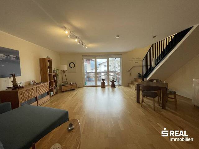 Immobilie in Bad Häring - Modernes Wohngefühl auf zwei Ebenen – neuwertige Maisonette-Wohnung mit Balkon und traumhaftem Ausblick in Bad Häring - Bild 0