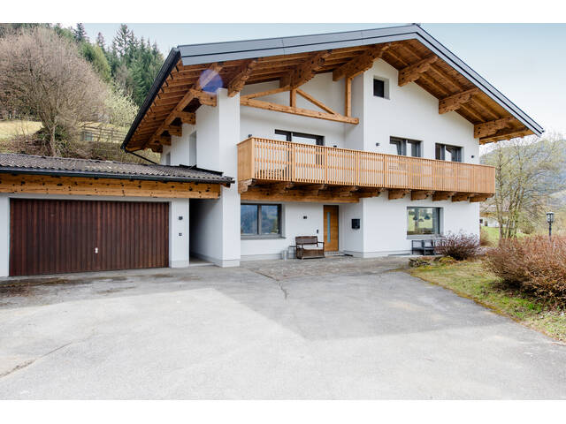 Immobilie in Dorf - Einfamilienhaus in Pfarrwerfen Laubichl mit Panoramablick in Ruhelage - Bild 0