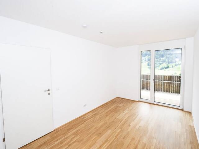 Immobilie in Landeck - Modernes Passivhaus in Landeck mit Fußbodenheizung, Aufzug, Tiefgarage & Balkon - Bild 2