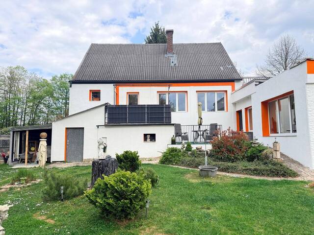 Immobilie in Großpetersdorf - Stilvolles Einfamilienhaus mit großem Grundstück & Ausbaupotenzial - Bild 1