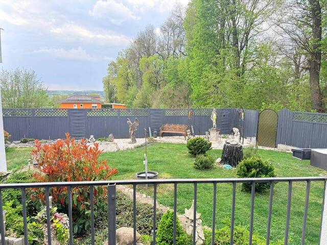 Immobilie in Großpetersdorf - Stilvolles Einfamilienhaus mit großem Grundstück & Ausbaupotenzial - Bild 2