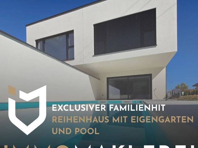 Immobilie in Attnang -   EXKLUSIVER FAMILIENHIT   REIHENHAUS MIT EIGENGARTEN UND POOL - Bild 0