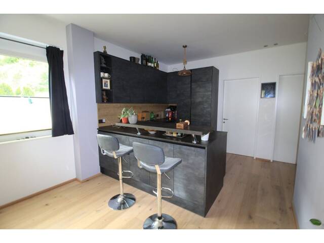 Immobilie in Sellrain - Neuwertige 4-Zi-EG-Wohnung in Sellrain, 115m², Tiefgarage, offene Küche, €395.000 - Bild 4