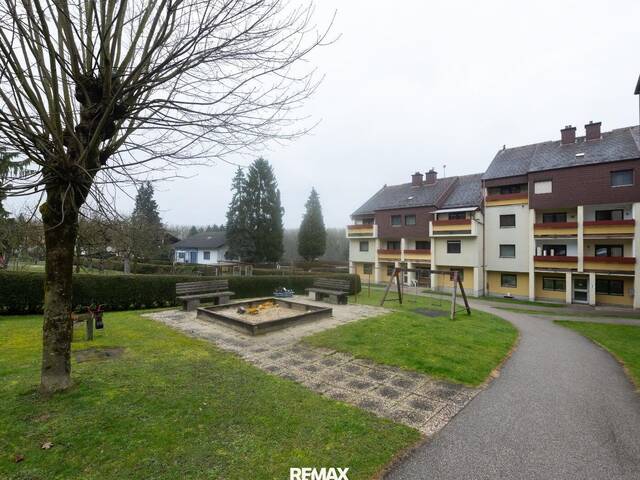 Immobilie in Wallsee - !Bieterverfahren! Eigentumswohnung mit fabelhaften Ausblick in absoluter Ruhelage! ca. EUR 1.504,- / m² - Bild 0