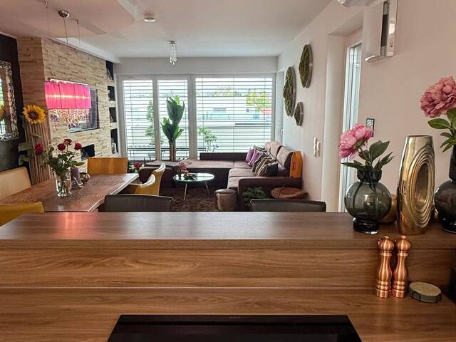 Immobilie in Pasching - PREIS inkl. 2 TG Parkplätze und 1 Besucherparkplatz,Luxuriöse Dachterrassen-wohnung in Pasching-Exklusives Wohnen mit Sauna, Outdoor-Küche&Panoramablick (Provisionsfrei) - Bild 2