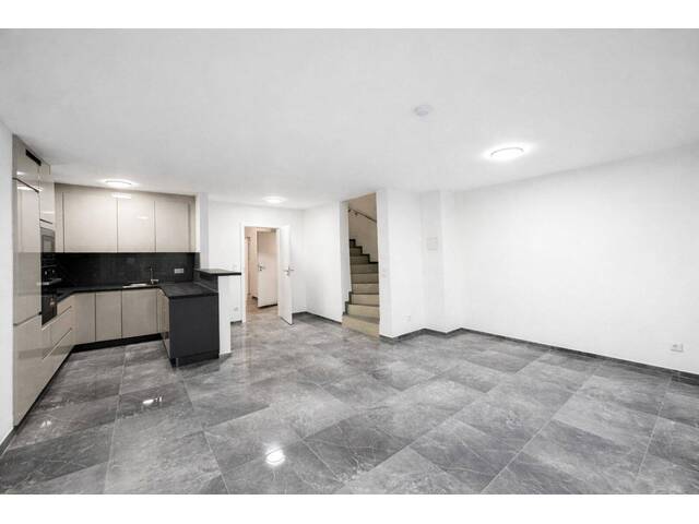 Immobilie in Himberg - OFFENES WOHNGEFÜHL & VIEL PLATZ! Reihenhaus - Erstbezug - BJ 2019 - 7 Zimmer - inkl. Einbauküche - Balkon - Terrasse - Garten - Keller - Stellplatz - Luftwärmepumpe - Bild 1