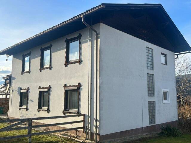 Immobilie in St. Martin - 2800 m² Grundstück + sanierungsbedürftiges 2 Familienhaus nähe des Maltschacher See´s : 5 Zimmer, Garten, Balkon , +120m² Nebengebäude für 349.000 €! - Bild 2