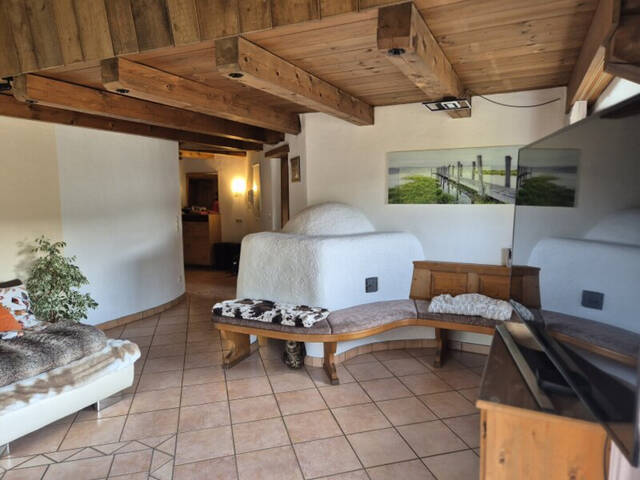 Immobilie in Oberndorf in Tirol - Exklusives 320m² Haus in Oberndorf/Tirol – gepflegt, Garage, Einbauküche, Top Lage! - Bild 3