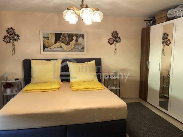 Immobilie in Marchegg - Charmantes 3-Zi-Einfamilienhaus in Marchegg mit Pool, Garage & Garten - EUR280.000! - Bild 2