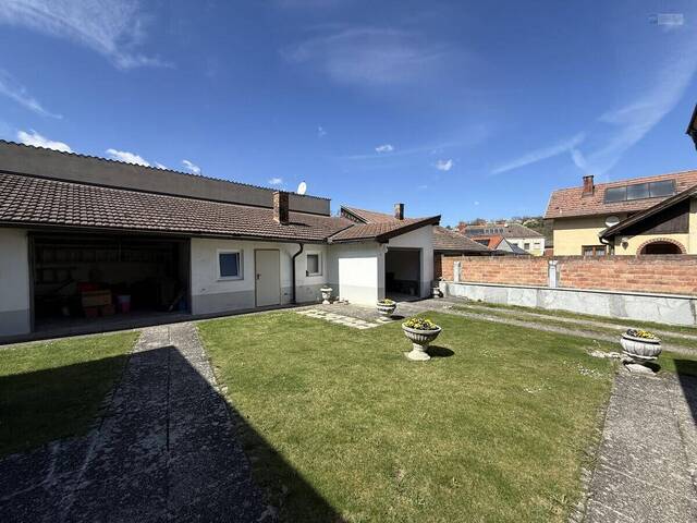 Immobilie in Limberg - EIN NEUES GLÜCKLICHES KAPITEL FÜR DAS EHEMALIGE BAUERNHAUS AUS FAMILIENBESITZ - Bild 4