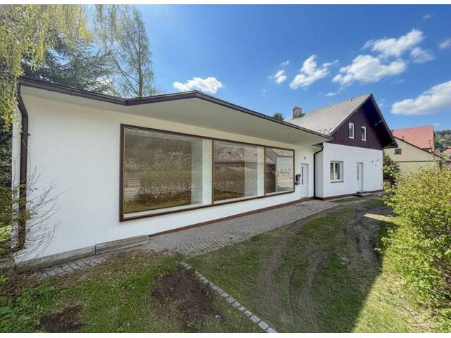 Immobilie in Grünbach am Schneeberg - Charmantes Einfamilienhaus mit Geschichte, vielseitigem Zusatzbereich und schönem Garten in Grünbach am Schneeberg - Bild 1