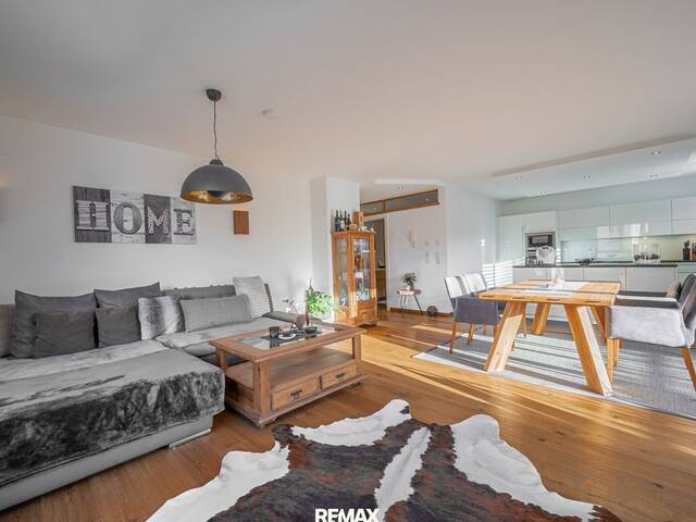Immobilie in Ellmau - Top Moderne neuwertige helle Wohnung in absoluter Ruhelage im Bergdoktor Dorf Ellmau - Bild 1