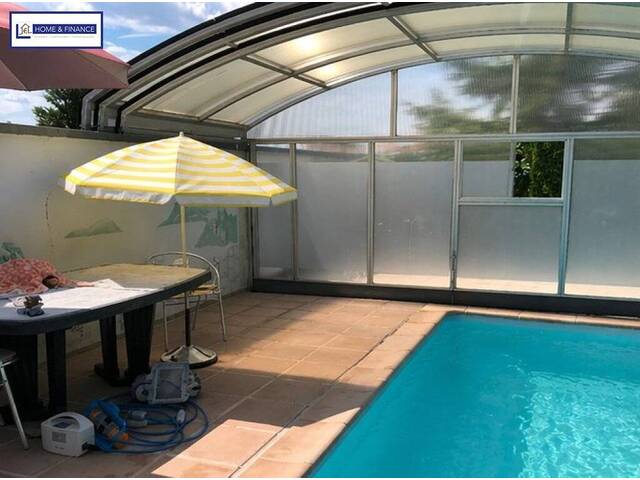 Immobilie in Rutzendorf - Pool, Sonne, Terrasse, Sauna - die Wohlfühloase! - Bild 1