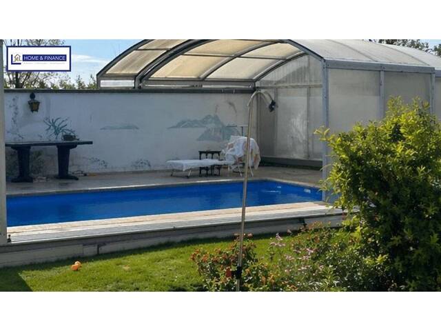 Immobilie in Rutzendorf - Pool, Sonne, Terrasse, Sauna - die Wohlfühloase! - Bild 2