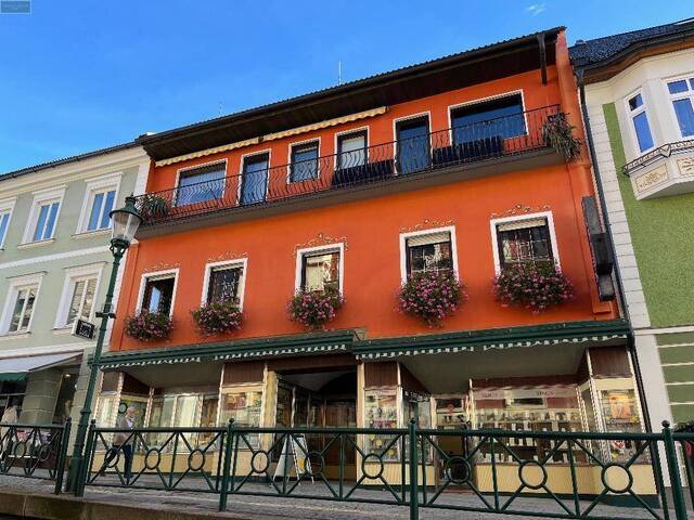 Immobilie in Mariazell - MARIAZELL - STADTHAUS mit Geschichte und der Möglichkeit Forstkommune (WALD) - Anteile mit zu kaufen! - Bild 1
