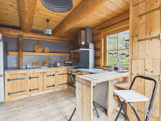 Immobilie in Piesendorf - Charmantes Holzblockhaus mit gemütlicher Ferienwohnung - Bild 2