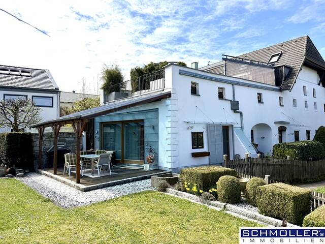 Immobilie in Scharten - Schöner Wohnen im Gutshof im Naturpark Scharten - Einzigartige Gartenwohnung mit Schwimmteich - Bild 1