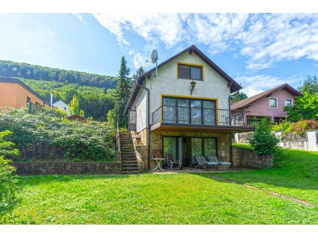 Immobilie in Fahrafeld - Idyllisches Landhaus in Wohnsiedlung am Waldesrand mitten im Triestingtal, südliches Bergland vor Wien - Bild 2