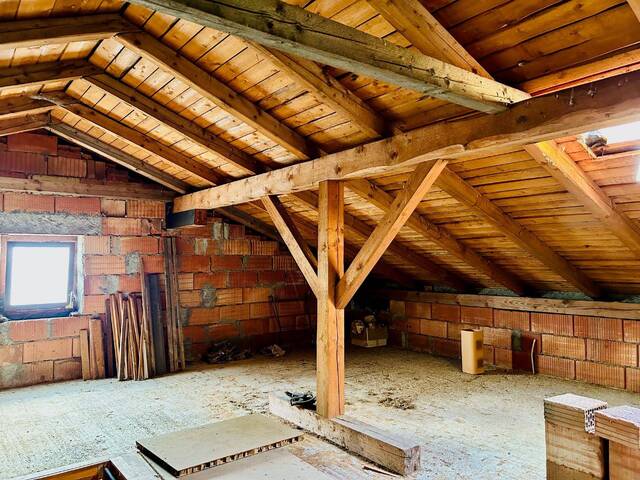 Immobilie in Lamprechtshausen - Geräumiger 8-Zimmer Bungalow mit Garten in Lamprechtshausen - Bild 2