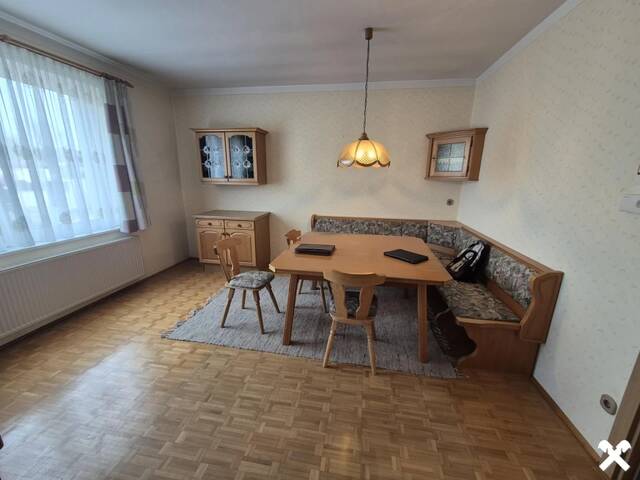 Immobilie in Göllersdorf - GEPFLEGTES EINFAMILIENHAUS MIT GARAGE UND SCHÖNEM GARTEN - Bild 2