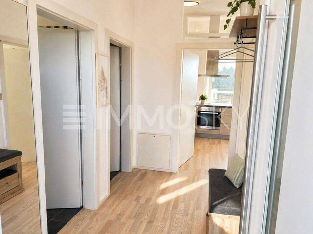 Immobilie in Moosdorf - Stilvolle Wohnung mit beeindruckender 65 m² Sonnenterrasse - Bild 2
