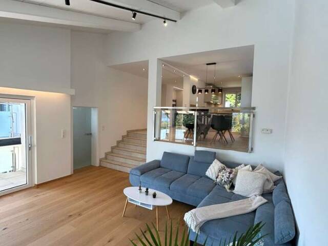 Immobilie in Attersee - Exklusives Traumhaus mit Seeblick & großem Grundstück am Attersee - Bild 3