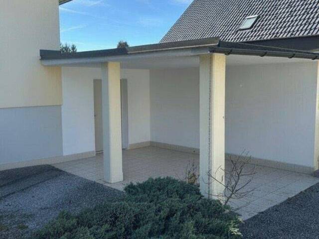 Immobilie in Hönigsberg - Einfamilienhaus am Land – hier wird der sonnige Garten zur Oase der Ruhe mit Sommerzauber im Gartenhäuschen. - Bild 1