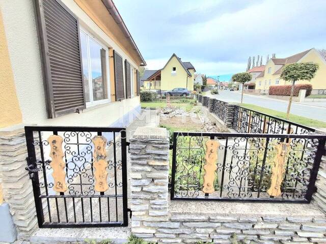 Immobilie in Riedlingsdorf - Zwei Wohneinheiten mit wunderschönem Garten - 2 Terrasse- Ihr Rückzugsort zum Wohlfühlen! - Bild 3
