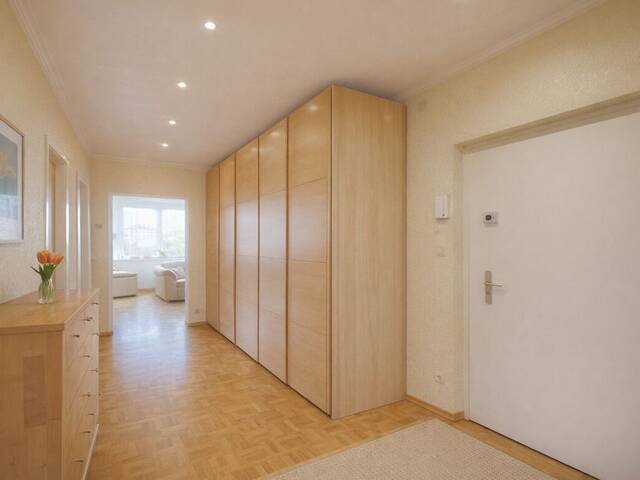 Immobilie in Brunn am Gebirge - Helle 3-Zimmer-Wohnung mit Loggia - gut geschnitten & angenehm gelegen in Brunn am Gebirge! - Bild 1