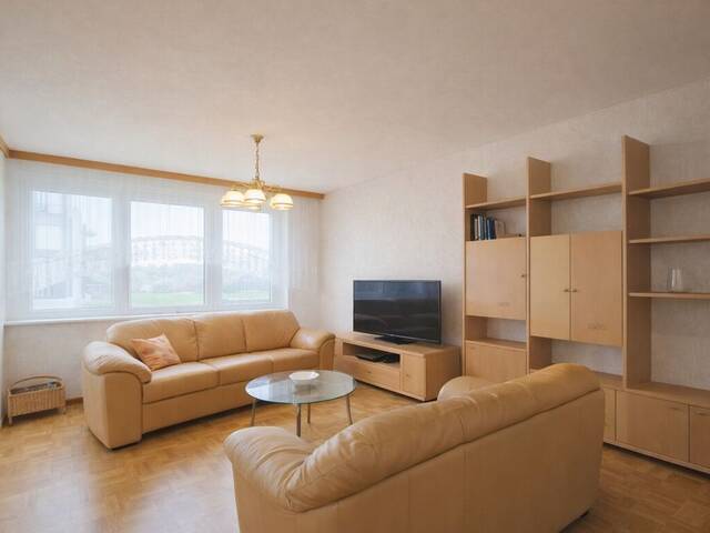 Immobilie in Brunn am Gebirge - Helle 3-Zimmer-Wohnung mit Loggia - gut geschnitten & angenehm gelegen in Brunn am Gebirge! - Bild 2