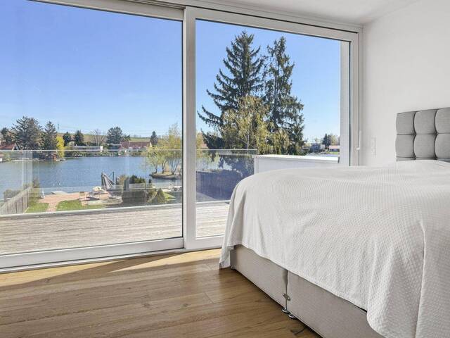 Immobilie in Pöttsching - Exklusives Seehaus mit eigenem Ufer am Pöttschinger See - Bild 2
