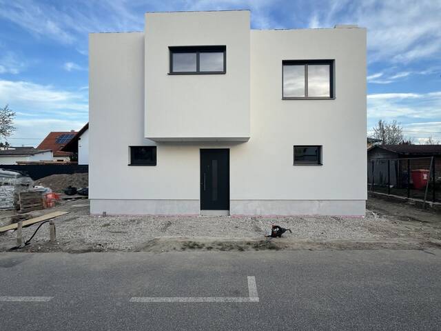 Immobilie in Gerasdorf bei Wien - Neubau-Einfamilienhaus - nur 50m zur Wiener Stadtgrenze |5 Zimmer|2 Bäder|Luftwärmepumpe - Bild 0