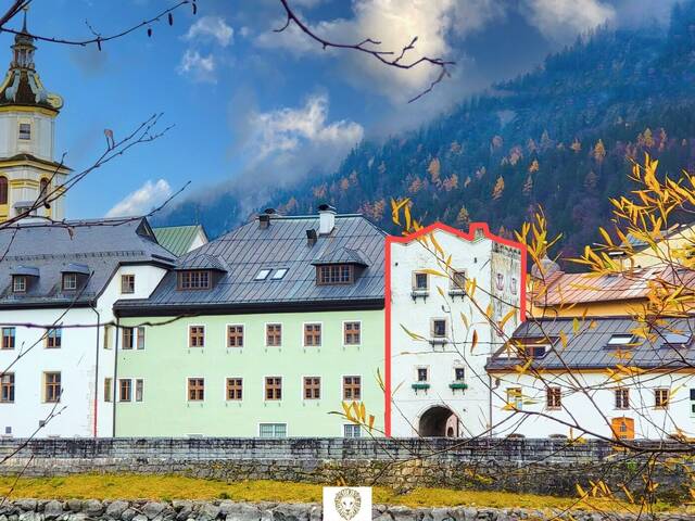 Immobilie in Rattenberg - Historischer Stadtturm (Inntor, ehemals Brückentorturm) ca. 90 qm Wohnfläche in Rattenberg / Tirol - Bild 0