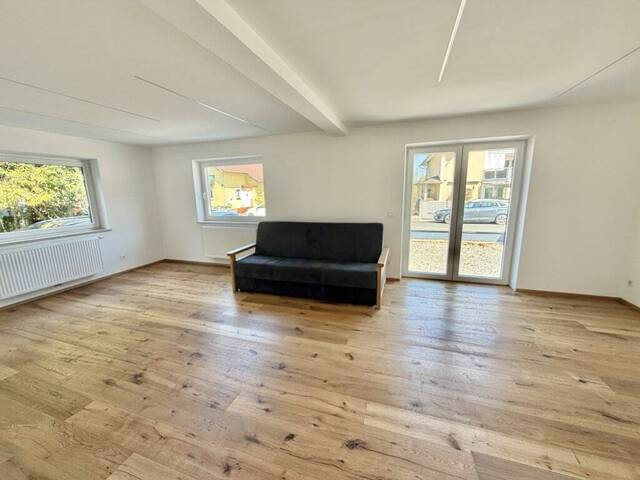 Immobilie in Glanegg - Kernsaniertes Einfamilienhaus mit Zubau - Charmante Grün-Lage nahe Stadt Salzburg - Bild 3