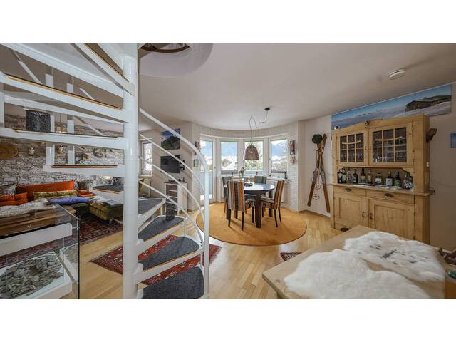 Immobilie in Kitzbühel - Dachgeschosswohnung mit Turmzimmer und Panorama-Ausblick - Bild 2