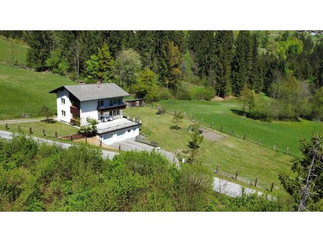 Immobilie in Irschen - Ein Schmuckstück im Grünen. Ein- bis Zweifamilienhaus, ca. 160 m² Wfl., große Terrasse, Doppelgarage, Kamin uvm.. - Bild 0