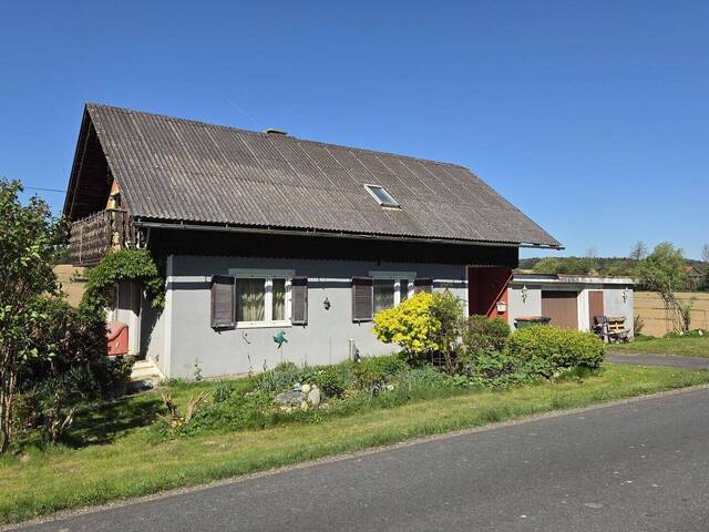 Immobilie in Bierbaum am Auersbach - Älteres Wohnhaus mit angebauter Doppelgarage im Freiland - Bild 0
