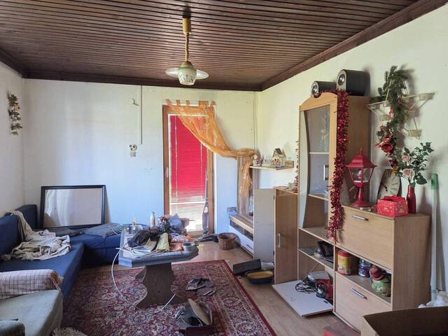 Immobilie in Bierbaum am Auersbach - Älteres Wohnhaus mit angebauter Doppelgarage im Freiland - Bild 2