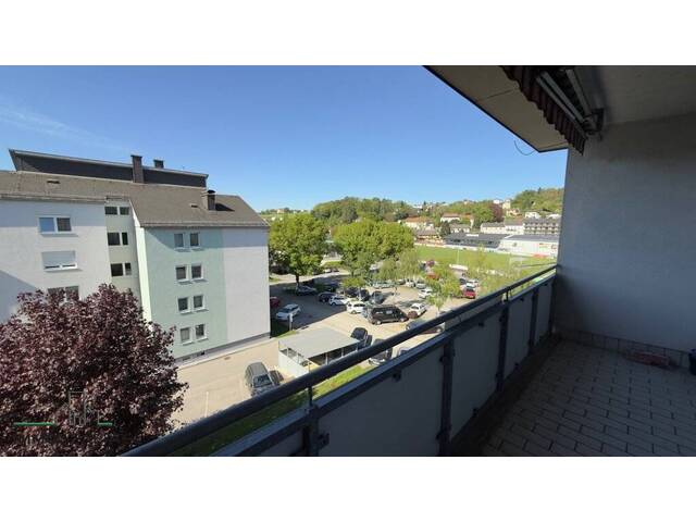 Immobilie in Ybbs an der Donau - Eigentumswohnung mit Loggia und toller Aussicht! - Bild 2