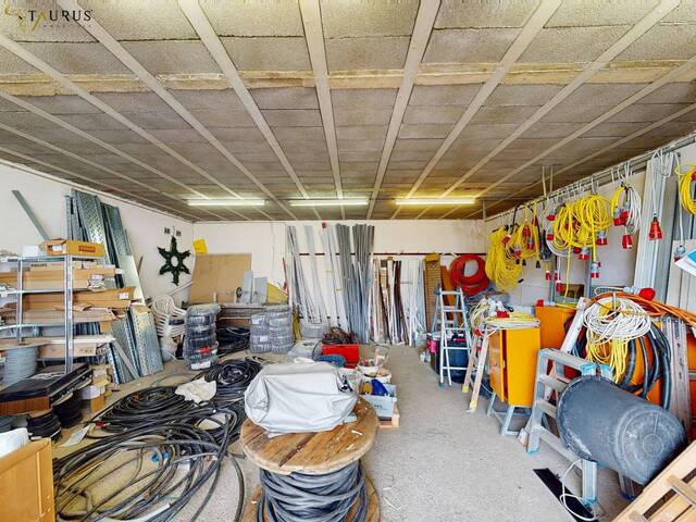 Immobilie in Kühnsdorf - Großzügiges Wohnhaus mit Einreichplan für 3 barrierefreie WHGen, großes Nebengebäude - Bild 3