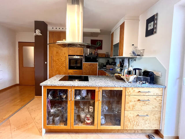 Immobilie in Thalgau - Thalgau: Charmante 4-Zimmer-Wohnung mit zwei Balkonen und ausbaufähigem Dachboden - Bild 1